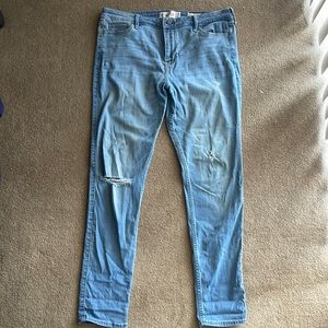 Hollister High Rise Super Skinny
